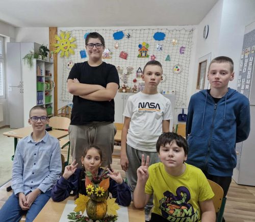 received_1293325496171824